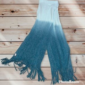 Fringe gradient blue scarf sparkle silver winter light blue fuzzy warm osfm nwot